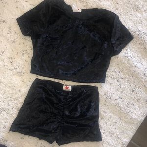 Velvet Set - NEW